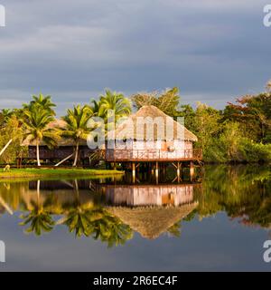 Laguna del Tesoro, Schatzlagune, Holzhütten, Halbinsel Zapata, Kuba Stockfoto