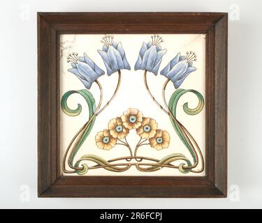 Antique 1900er Belgien Art Nouveau gerahmte Keramikfliesen wahrscheinlich von Societe Generale Stockfoto