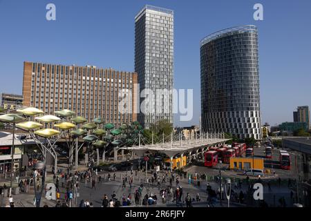 Stratford, das Herz des kulturellen Zentrums von East London, einschließlich Olympic Park und Westfield Shopping Centre, England, Großbritannien Stockfoto