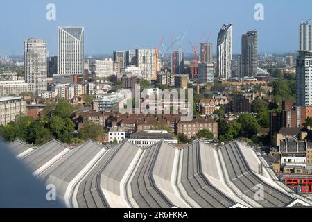 Der Bahnhof Waterloo, auch als London Waterloo bekannt, ist ein zentraler Endpunkt des britischen National Rail-Netzes in der Gegend von Waterloo Stockfoto