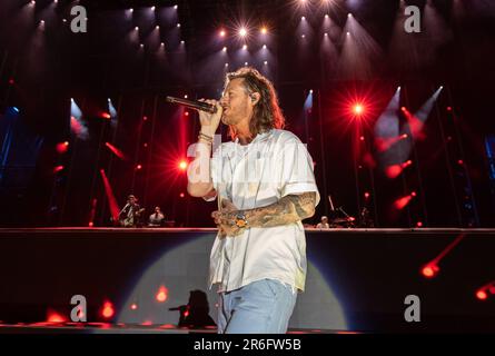 Tyler Hubbard tritt am 1. Tag des CMA Fests im Nissan Stadium am Donnerstag, den 8. Juni 2023 in Nashville, Tennessee auf. Foto: Amiee Stubbs/ImageSPACE/Sipa USA Stockfoto