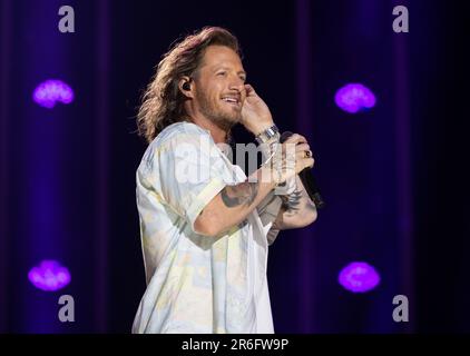 Tyler Hubbard tritt am 1. Tag des CMA Fests im Nissan Stadium am Donnerstag, den 8. Juni 2023 in Nashville, Tennessee auf. Foto: Amiee Stubbs/ImageSPACE/Sipa USA Stockfoto