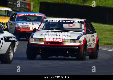 Riorden Welby, Jack Moody, Rover SD1, HRDC „Gerry Marshall“ Trophy Series, über 30 Fahrzeuge auf dem Spielfeld für ein 45-minütiges Rennen mit zwei Fahrern Stockfoto