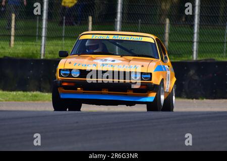 Graham Scarborough, Ford Capri, HRDC „Gerry Marshall“ Trophy Series, über 30 Autos auf dem Spielfeld für ein fünfundvierzig Minuten dauerndes Rennen mit zwei Fahrern vor 19 Stockfoto