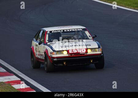 Riorden Welby, Jack Moody, Rover SD1, HRDC „Gerry Marshall“ Trophy Series, über 30 Fahrzeuge auf dem Spielfeld für ein 45-minütiges Rennen mit zwei Fahrern Stockfoto