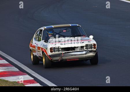 John Spiers, Nigel Greensall, Ford Capri Hermetite, HRDC „Gerry Marshall“ Trophy Series, über 30 Autos auf dem Spielfeld für einen 45-minütigen Fahrer Stockfoto