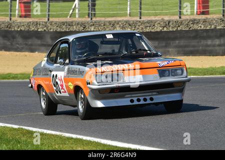 Gregor Marshall, Alex Kapadia, Vauxhall Firenza Droopsnoot, HRDC „Gerry Marshall“ Trophy Series, über 30 Autos auf dem Spielfeld für 45 Minuten zwei Stockfoto