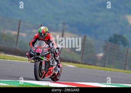 9. Juni 2023; Autodromo Internazionale del Mugello, Scarperia e San Piero, Florenz, Italien; 2023. Italienischer MotoGP-Trainingstag; Maverick Vinales Aprilia Racing Credit: Action Plus Sports Images/Alamy Live News Stockfoto