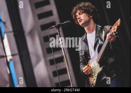 Irish Indie Upstarts Inhaler Support Sam Fender in St. James' Park in Newcastle upon Tyne, Großbritannien. 9. Juni 2023. Kredit: Thomas Jackson/Alamy Live News Stockfoto