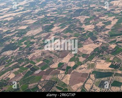 Luftaufnahme der marokkanischen Landschaft aus dem Flugzeug Stockfoto