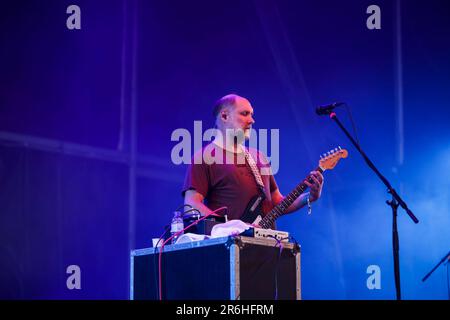 Porto, Portugal. 09. Juni 2023. Doug Martsch von der American Indie Rockband, gebaut für Spill, tritt auf der Bühne im Primavera Sound in Porto auf. Kredit: SOPA Images Limited/Alamy Live News Stockfoto