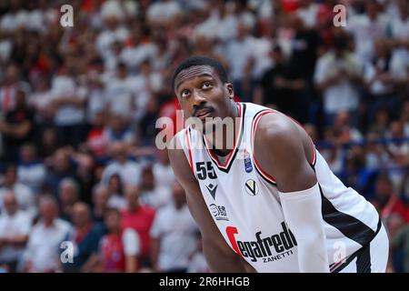 Mediolanum Forum, Mailand, Italien, 09. Juni 2023, Awudu Abass (Virtus Segafredo Bologna) während des Finales des Spiels 1 – EA7 Emporio Armani Milano vs Virtus Segafredo Bologna – italienische Basketball Serie A Championship Credit: Live Media Publishing Group/Alamy Live News Stockfoto