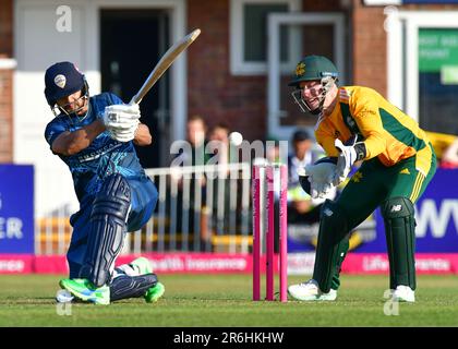 Incora Derbyshire Cricket Ground, Derby, Großbritannien. 09. Juni 2023 um 18,30hrs Uhr. Vitality Blast T20 Cricket. Derbyshire Falcons gegen Notts Outlaws Haider Ali (Derbyshire Falcons) Schlagbild: Mark Dunn / Alamy Live News Stockfoto