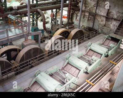 Inneneinrichtung der alten Zuckerraffinerie im Taiwan Sugar Museum in Kaohsiung, Taiwan. Das Werk wurde 1999 eingestellt. Stockfoto