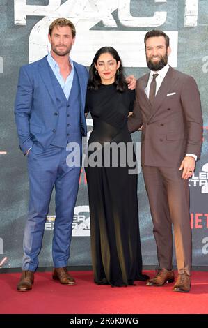 Chris Hemsworth, Golshifteh Farahani und Sam Hargrave beim Special Screening des Kinofilms „Tyler Rake: Extraction 2" im Zoo Palast. Berlin, 09.06.2023 Stockfoto