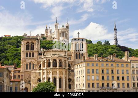 Kathedrale Saint-Jean, Saint-John, Eglise Saint-Jean-Baptiste-et-Saint-Etienne, Kathedrale Saint-Jean-Baptiste, Basilika Notre-Dame de Fourviere Stockfoto