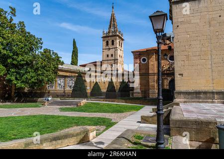 Kathedrale von San Salvador, Oviedo, UNESCO-Weltkulturerbe, Asturien, Spanien, Europa Stockfoto