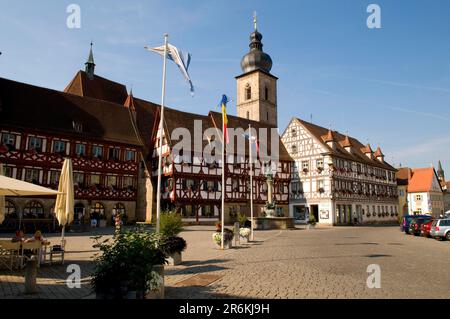 Rathaus und Kirche St. Martin, Forchheim, Fränkische Schweiz, Bayern, Deutschland, Fränkische Schweiz Stockfoto