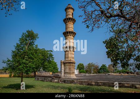 EK Minar Ki Masjid, Archäologischer Park Champaner-Pavagadh, UNESCO-Weltkulturerbe, Gujarat, Indien, Asien Stockfoto