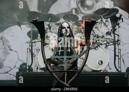 Breslau, Breslau, Polen. 8. Juni 2023. Das Metal Music Festival - Mystic Festival 2023 findet in Polen statt. Polen der Star des ersten Tages war die Behemoth-Gruppe. Die Band spielte trotz zahlreicher Proteste und Widerstände katholischer Organisationen. In PIC: Adam Nergal Darski (Kreditbild: © Krzysztof Zatycki/ZUMA Press Wire) NUR REDAKTIONELLE VERWENDUNG! Nicht für den kommerziellen GEBRAUCH! Stockfoto