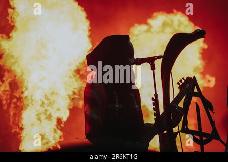 Breslau, Breslau, Polen. 8. Juni 2023. Das Metal Music Festival - Mystic Festival 2023 findet in Polen statt. Polen der Star des ersten Tages war die Behemoth-Gruppe. Die Band spielte trotz zahlreicher Proteste und Widerstände katholischer Organisationen. In PIC: Adam Nergal Darski (Kreditbild: © Krzysztof Zatycki/ZUMA Press Wire) NUR REDAKTIONELLE VERWENDUNG! Nicht für den kommerziellen GEBRAUCH! Stockfoto