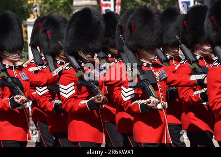 London, England, Großbritannien. 10. Juni 2023. Die Fußwächter der Haushaltsabteilung wurden während der „The Colonel's Review“ gesehen, einer abschließenden Bewertung der Parade vor dem Trooping of the Colour in der Mall in London. (Kreditbild: © Thomas Krych/ZUMA Press Wire) NUR REDAKTIONELLE VERWENDUNG! Nicht für den kommerziellen GEBRAUCH! Kredit: ZUMA Press, Inc./Alamy Live News Stockfoto