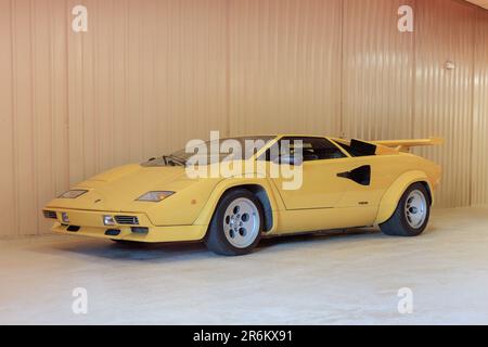 GALDAMES, SPANIEN-8. AUGUST 2021: 1982 Lamborghini Countach LP500 S in Torre Loizaga (Miguel de la Via) Car Museum Stockfoto