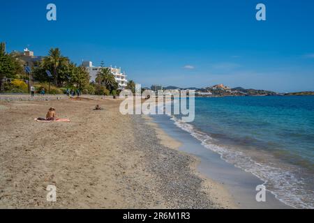 Playa Den Bossa Beach, Ibiza Town, Eivissa, Balearen, Spanien, Mittelmeerraum, Europa Stockfoto