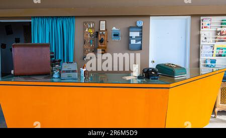 Innenseite des Old Destilled Route 66 Motel, Amboy, Kalifornien, USA Stockfoto