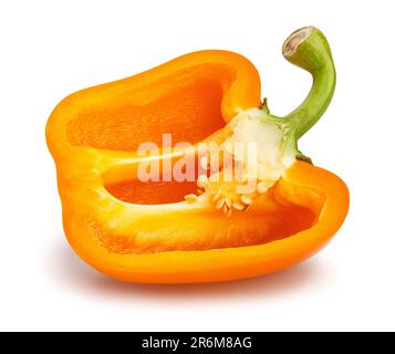 In Scheiben geschnitten orange Paprika Pfad isoliert auf weiß Stockfoto