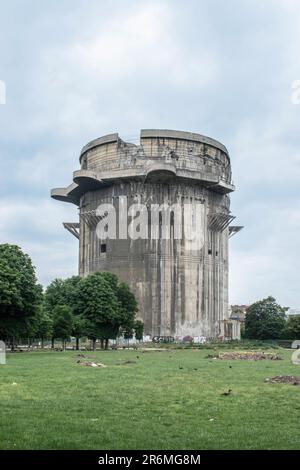 Wien, Österreich, 10. Juni 2023: flak-Türme: Massive Flugabwehrkonstruktionen, die zwischen 1942-1945 in Berlin 3, Hamburg 2 und Wien 3 gebaut wurden. Betrieben von Stockfoto