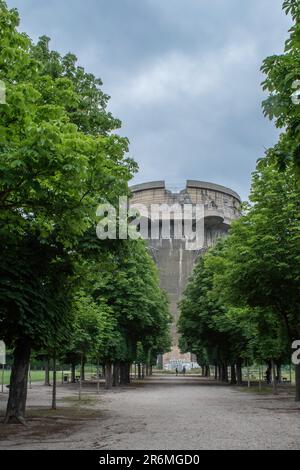 Wien, Österreich, 10. Juni 2023: flak-Türme: Massive Flugabwehrkonstruktionen, die zwischen 1942-1945 in Berlin 3, Hamburg 2 und Wien 3 gebaut wurden. Betrieben von Stockfoto