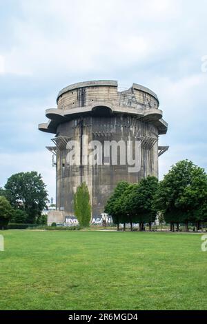 Wien, Österreich, 10. Juni 2023: flak-Türme: Massive Flugabwehrkonstruktionen, die zwischen 1942-1945 in Berlin 3, Hamburg 2 und Wien 3 gebaut wurden. Betrieben von Stockfoto