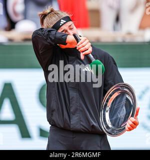 Paris, Frankreich. 10. Juni 2023. Tennisspielerin Karolina Muchova (CZE) beim French Open Grand Slam Tennis Turnier 2023 in Roland Garros, Paris, Frankreich. Frank Molter/Alamy Live-Nachrichten Stockfoto