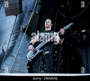 Solvesborg, Schweden, 10. Juni, 2023. Tag 4 Alter Bridge (USA) tritt beim Sweden Rock Festival auf. Brian Marshall C Bass Credit: PEO Mšller/Alamy Live News Stockfoto