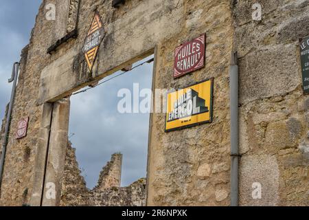 Die alten Ruinen der Stadt Oradour-sur-Glane in Frankreich. Stockfoto