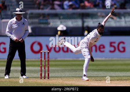 MELBOURNE, AUSTRALIEN - DEZEMBER 26: Ravichandran Ashwin of India bowlt am ersten Tag des zweiten Vodafone Test Cricket-Spiels zwischen Australien und Indien auf dem Melbourne Cricket Ground am 26. Dezember 2020 in Melbourne, Australien. (Foto: Dave Hewison/Speed Media/Icon Sportswire) Stockfoto