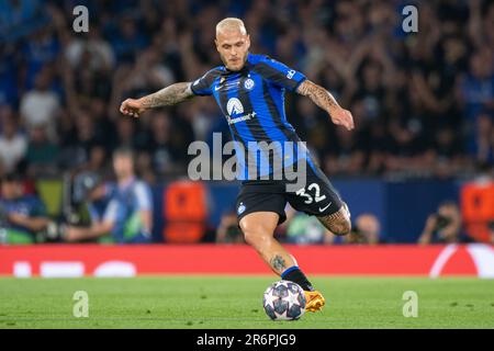 Istanbul, Türkei. 11. Juni 2023. Federico Dimarco von Inter während des UEFA Champions League-Finales 2023 zwischen Manchester City und Inter im Atatürk Olympiastadion in Istanbul, Türkei, am 10. Juni 2023 (Foto: Andrew SURMA/Credit: SIPA USA/Alamy Live News Stockfoto