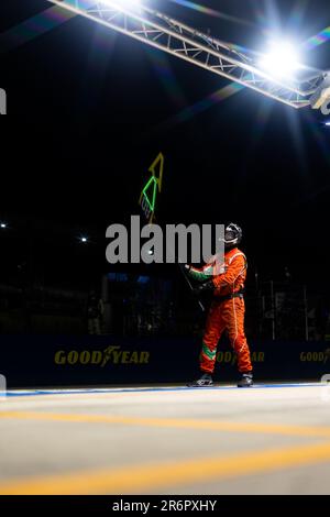 Le Mans, Frankreich. 11. Juni 2023. 80 PERRODO Francois (Fra), BARNICOAT Ben (GIR), NATO Norman (Fra), AF Corse, Oreca 07 - Gibson, Mechaniker, Mecanicien während der 24 Stunden von Le Mans 2023 auf dem Circuit des 24 Heures du Mans vom 10. Bis 11. Juni 2023 in Le Mans, Frankreich - Foto Joao Filipe/DPPI Credit: DPPI Media/Alamy Live News Stockfoto