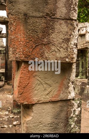 Banteay Kdei ist ein kleiner, aber sehr exquisiter Tempel in der Nähe von Ta Prohm, der nicht sehr renoviert, aber nur geschützt ist. Es wurde von König Jayavarman erbaut. Stockfoto