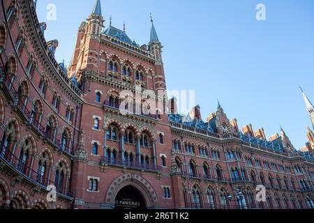 St Pancras Renaissance Hotel Building in Kings Cross - London UK Stockfoto