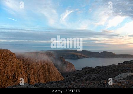 Am Nordkap kurz vor Mitternacht Stockfoto