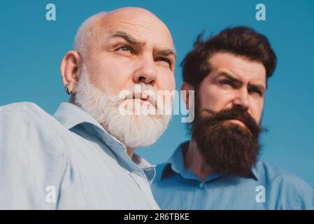 Generation von Menschen und Stadien des Aufwachsens. Vatertag. Familiengeneration: Zukunftstraum und Menschenkonzept. Großvater altert. Stockfoto