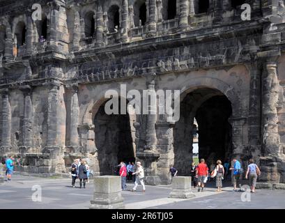 Rheinland-Pfalz, Trier, Hotels in der Altstadt, Porta Nigra Stockfoto