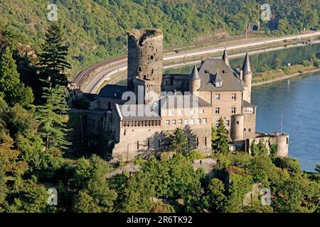 Schloss Neukatzenelnbogen, nahe Sankt Goarshausen, Rhein, Rhein, Rheinland-Pfalz, Ferienhaus und Sozialeinrichtung der Bundesfinanzen Stockfoto