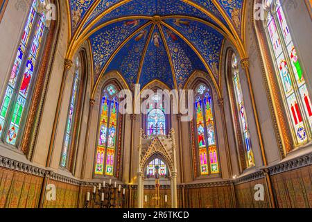 HOHENZOLLERN, DEUTSCHLAND - 31. AUGUST 2019: Kapelle der Burg Hohenzollern im Bundesland Baden-Württemberg Stockfoto