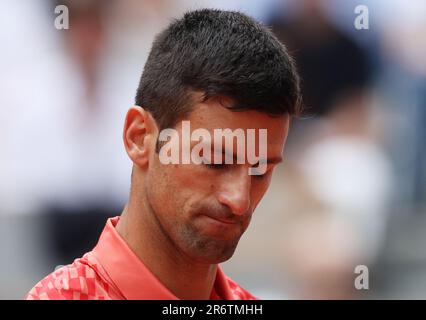 Paris, Frankreich. 11. Juni 2023. Novak Djokovic aus Serbien reagiert während des Singles-Finales der Männer gegen Casper Ruud aus Norwegen beim French Open-Tennisturnier in Roland Garros in Paris, Frankreich, am 11. Juni 2023. Kredit: Gao Jing/Xinhua/Alamy Live News Stockfoto