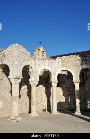 Ruinen der Basilika St. John der Evangelist, Altstadt, Rab, Insel Rab, Kroatien Stockfoto