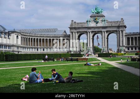 Arc de Triomphe im Jubilee Park, Parc du Cinquantenaire, Brüssel, Belgien Stockfoto