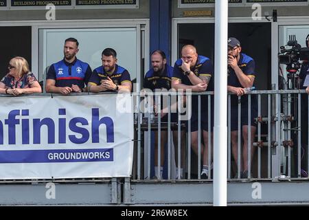 Mark Applegarth Head Coach von Wakefield Trinity schaut während des Spiels der Betfred Super League Round 15 Wakefield Trinity gegen Leeds Rhinos im Be Well Support Stadium, Wakefield, Großbritannien, 11. Juni 2023 (Foto von Mark Cosgrove/News Images) Stockfoto